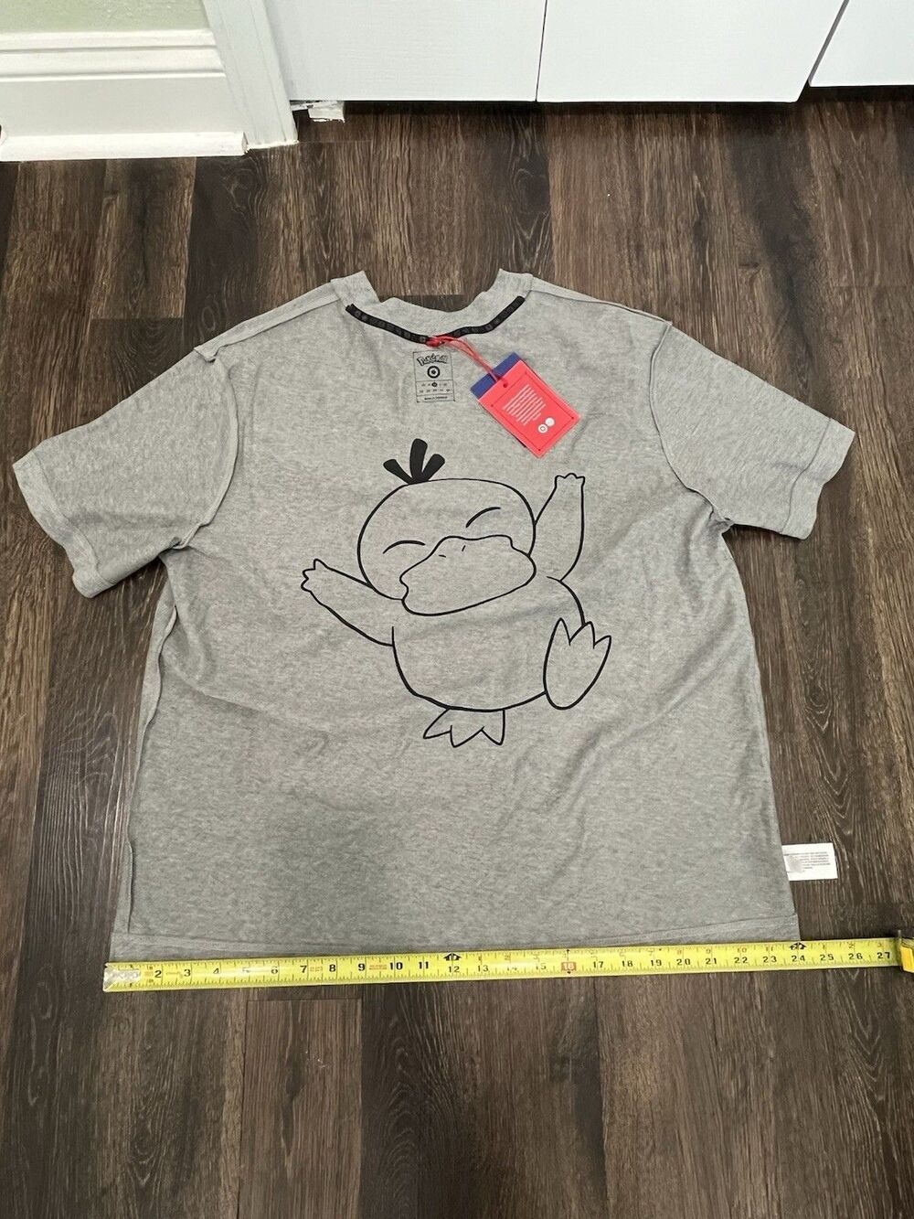 Adult Psyduck Print Short Sleeve Crewneck T-Shirt - Pokémon x Target M Limited - Picture 3 of 4